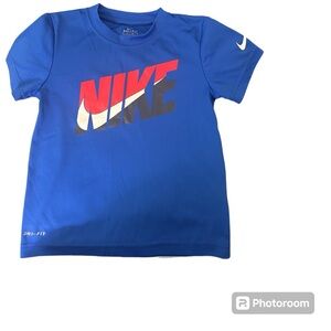 Nike Dri-fit boys shirt